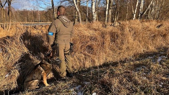Podezřelý z vraždy na Strakonicku leží v nemocnici a s nikým nemluví